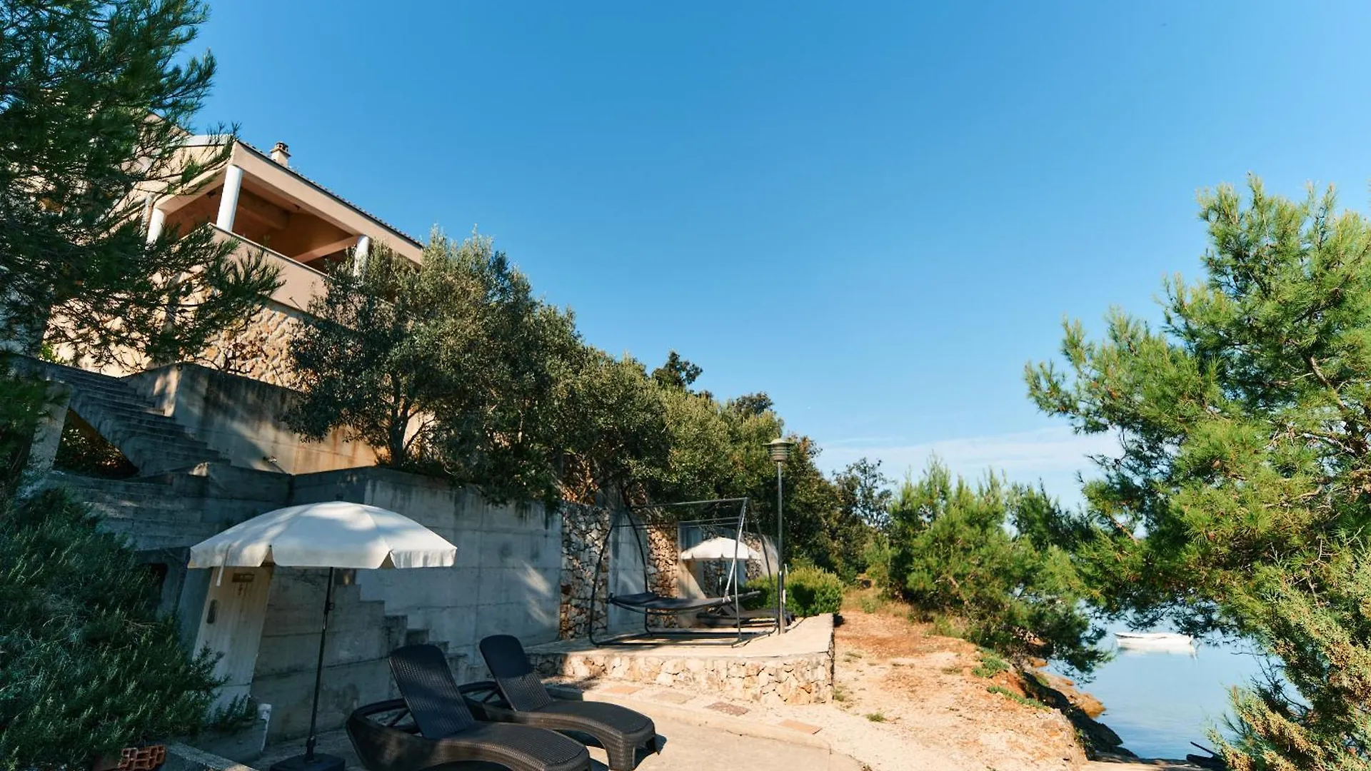 Hotel apartamentowy Apartments Eva Savar