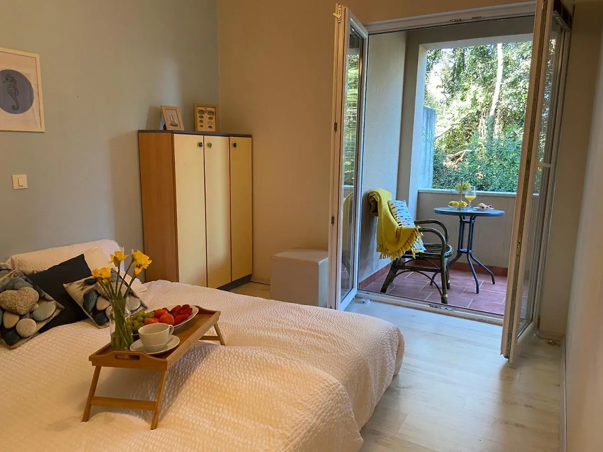 Apartments Eva Savar