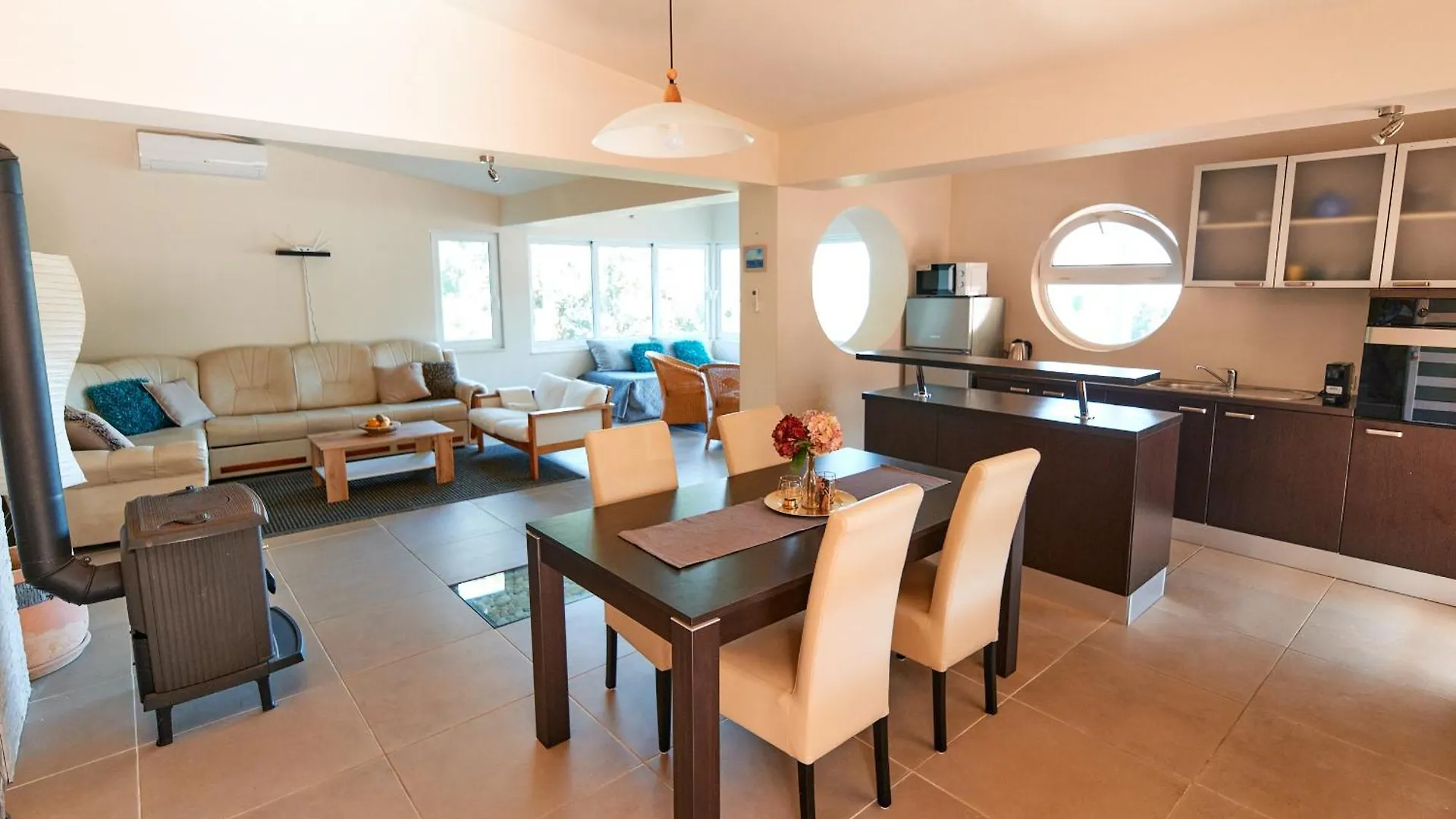 Apartments Eva Savar Aparthotel