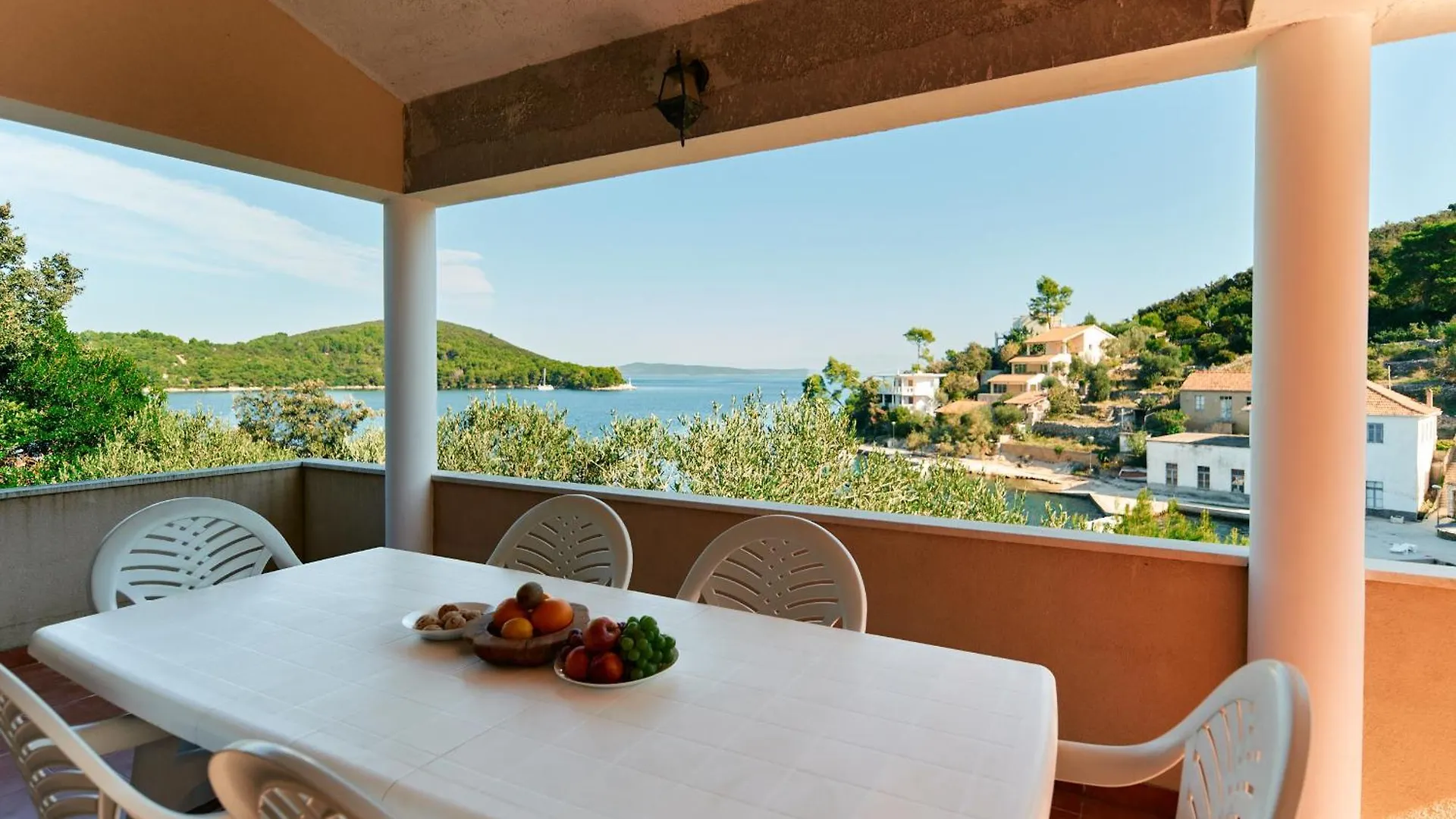 Apartments Eva Savar Aparthotel