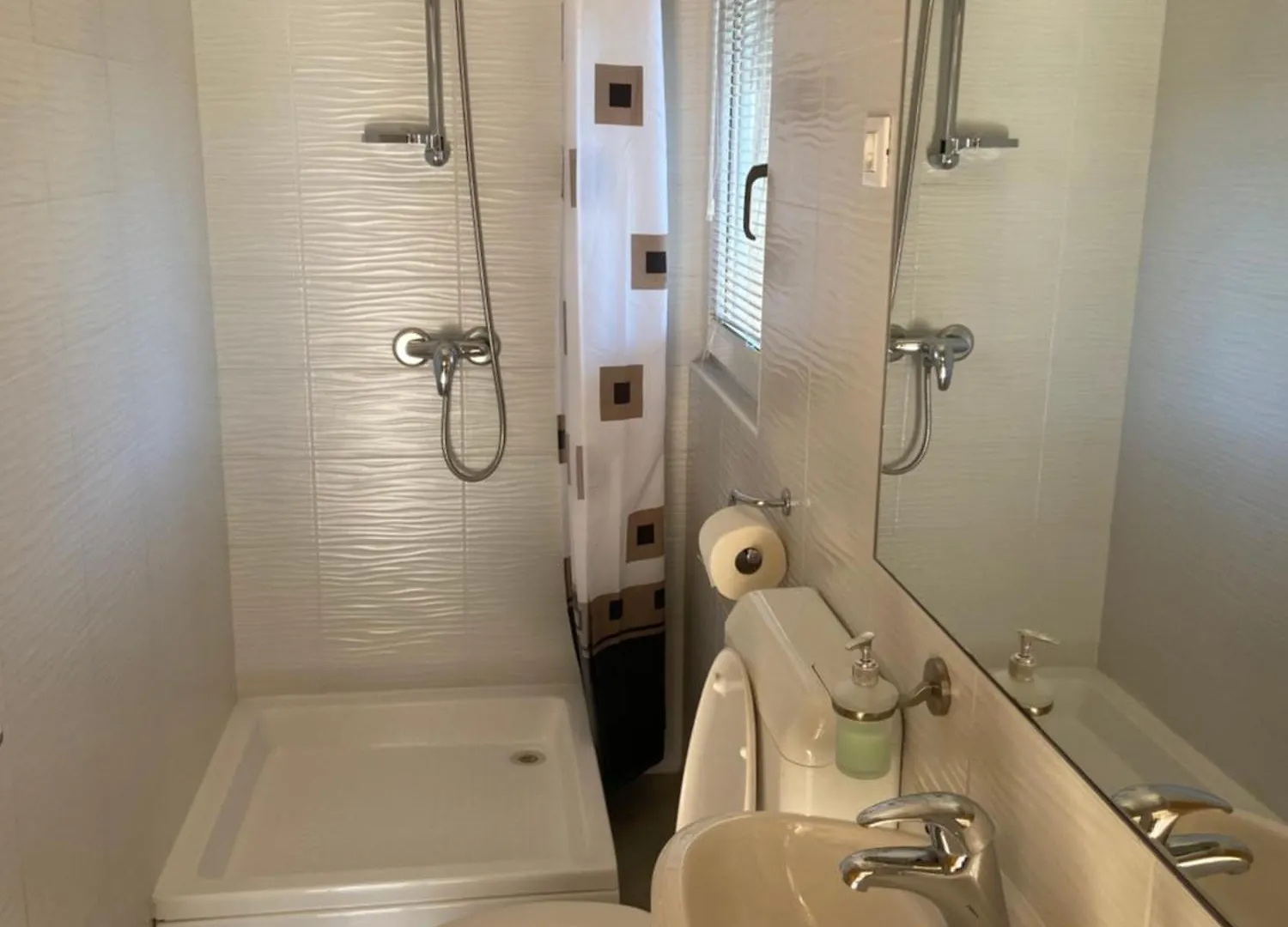 Apartments Eva Savar Aparthotel