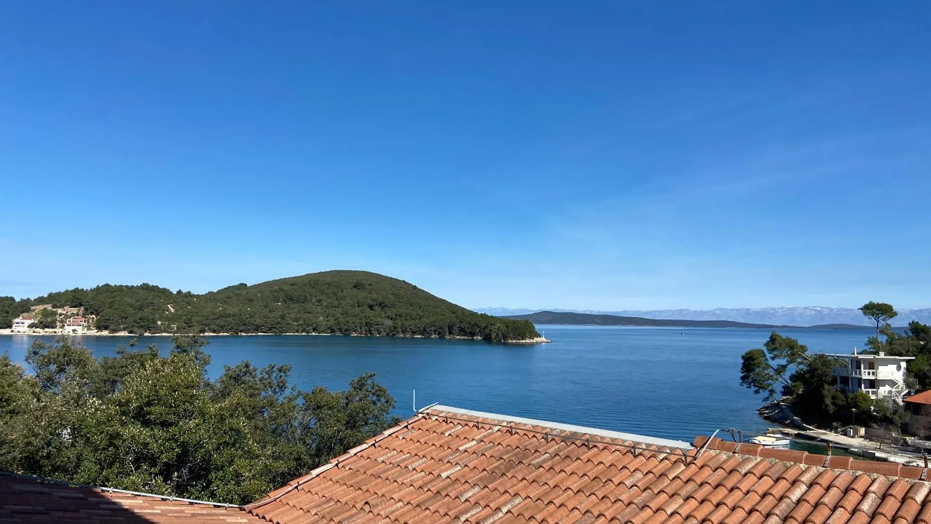 Apartments Eva Savar Croatia